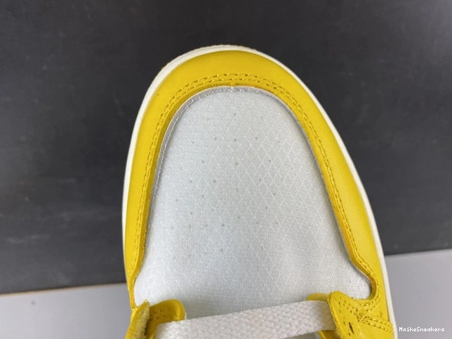 MaikeSneakers Powder Jordan 1 Dark Air NRG White Off-White x AQ0818-149 Yellow-Cone 0812